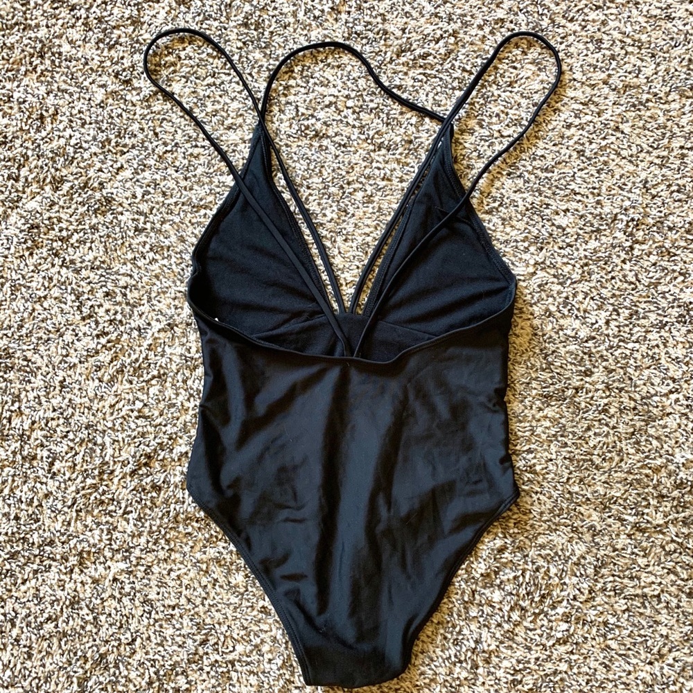 ▪️◾️ASOS Black one-piece suit NWOT - Picture 4 of 5